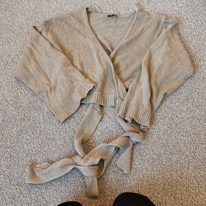 Dynamite wrap sweater size small